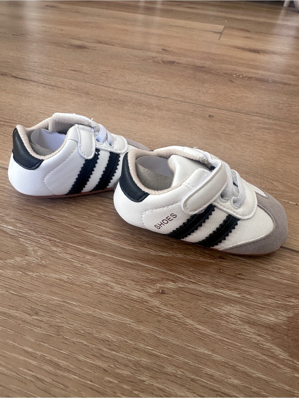 Baby White Sneakers with black Stripes - Velcro Closure
